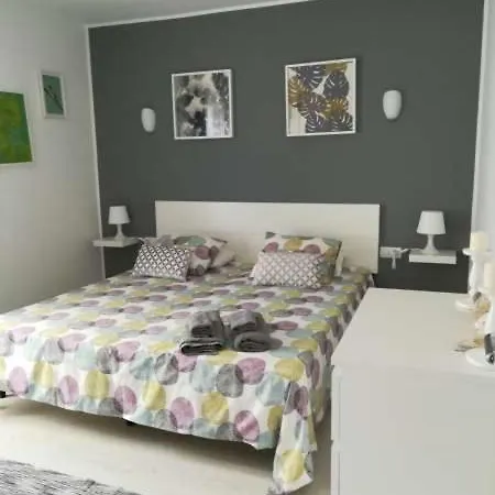 Sleeps 4 Pool Wifi T691559