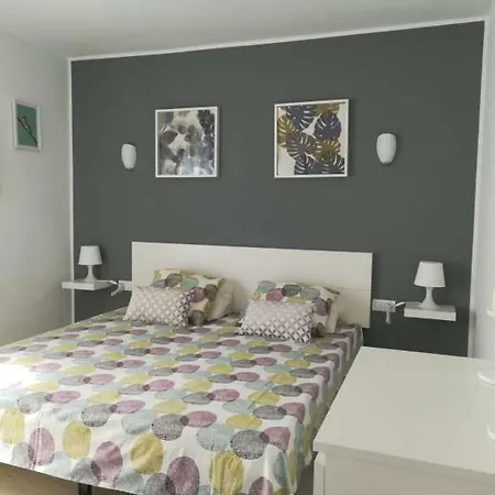 Sleeps 4 Pool Wifi T691559 * Costa Teguise