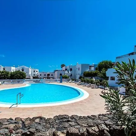 Appartamento Sleeps 4 Pool Wifi T691559